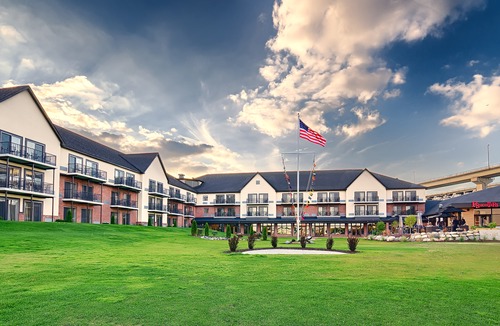 Port Huron Hotel | DoubleTree by Hilton Port Huron