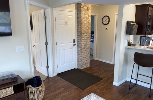 Wisconsin Dells House | Downtown Dells! Outdoor TV! Fire pit+Porch+Patio+Grill+Tons of Amenities!
