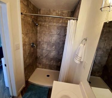 Columbus Apartment | Downtown Getaway, Historic & Peaceful, FREE Bikes