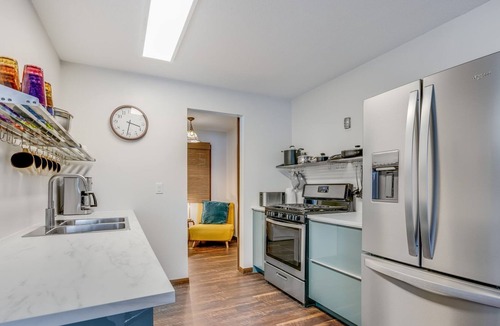 Pine City House | Downtown lakefront: balcony, patio, kayaks, hills for sledding