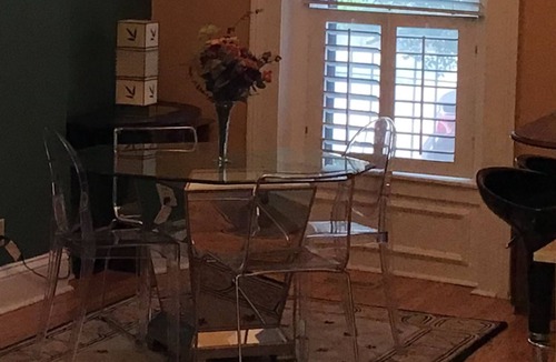 Old Louisville Condo | Downtown Louisville Free WIFI and Parking