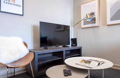 Downtown Louisville Apartment | Downtown Louisville Close To Everything!