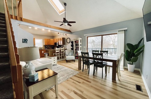 Boyne City Apartment | Downtown Oasis 10 mins to Boyne Mountain. Pet Friendly!