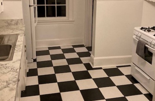 Covington Apartment | Downtown Private Apartment -Entire Second Floor