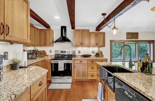 Wolfeboro Condo | Downtown Wolfeboro Luxe | Walk to Shops & Docks