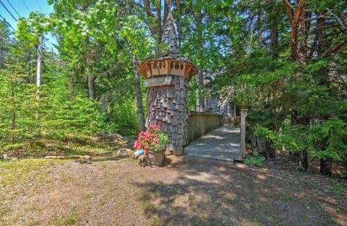 Prospect Harbor House | 'Dragonwood Castle' on Waterfront w/Stunning View
