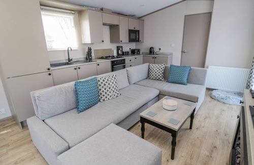 Morpeth Cabin | Dreams & Streams, West Thirston