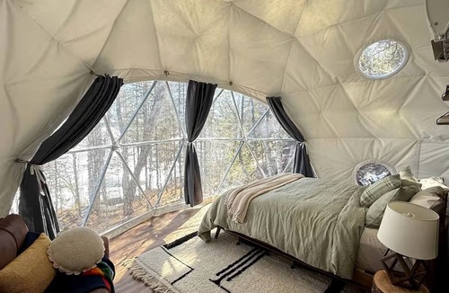 Crane Lake Cabin | Dreamy Luxury Glamping Dome with Lakefront Views near Voyageurs National Park in Crane Lake, MN