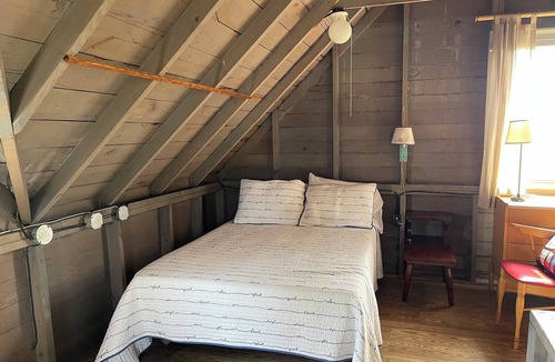 Pentwater Cottage | Driftwood Cottage in Pentwater