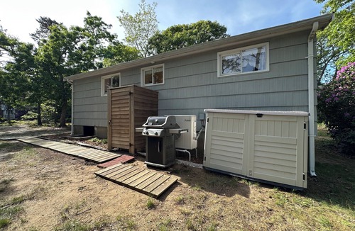 North Eastham Cottage | Driftwood Cottages - Crab