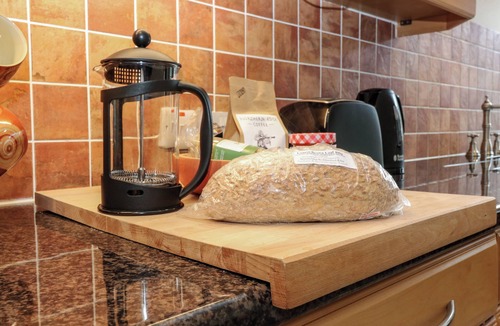 Norham House | DROMORE COTTAGE, pet friendly, character holiday cottage in Norham