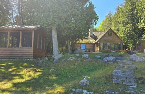 Drummond House | Drummond Island Hotel & Vacation Homes - Camp McGinnis