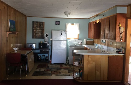 Drummond Cottage | Drummond Island Hotel & Vacation Homes - Paradise Rock