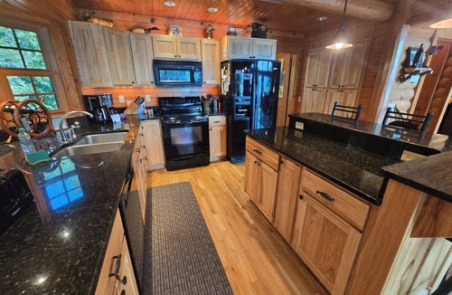 Drummond House | Drummond Island Hotel & Vacation Homes - A Notch Above
