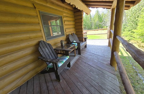 Drummond House | Drummond Island Hotel & Vacation Homes - Fairview Cove Log Home