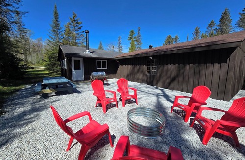 Drummond Island House | Drummond Island Vacation Homes - Old Mill Camp