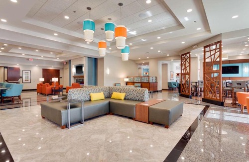 St. Charles Hotel | Drury Plaza Hotel St. Louis St. Charles