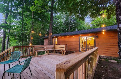 Hayward Cabin | Dual Cabins-Hot Tub, 3 Kings, 2 Kitchens