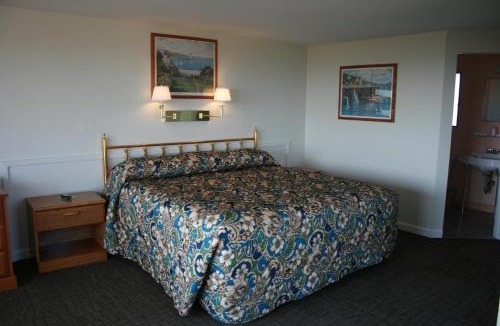 North Truro Hotel | Dune Crest Hotel
