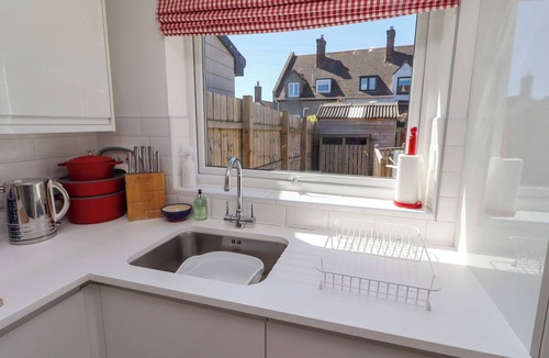 Bamburgh Cottage | DUNFORD COTTAGE, pet friendly, country holiday cottage in Bamburgh