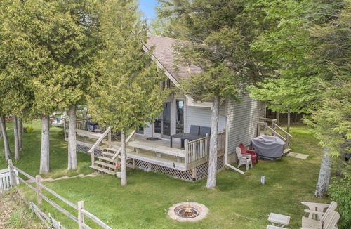 Manistee Cottage | Eagle Bluff Cottage at Lake Michigan