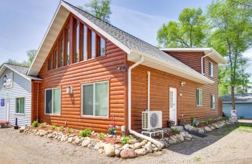 Garrison House | Eagle's Nest Cabin on Mille Lacs Lake: Boat + Fish