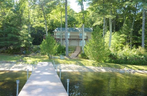 Windham House | EARLY SUMMER SPECIAL* Pet-friendly home w/sandy beach on Little Sebago Lake!