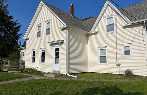 Vinalhaven House | East Boston Escape on Vinalhaven