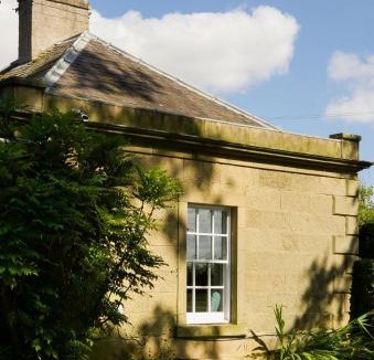 Leitholm House | East Lodge, Bughtrig