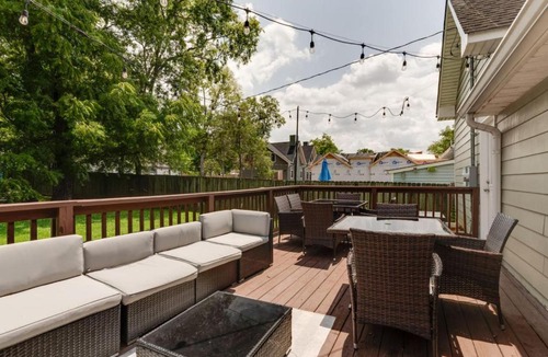 Eastwood House | East Nash 3BR Fenced Yard , Deck , Parking , Pets