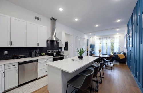 Inglewood Condo | East Nashville- cozy and convenient