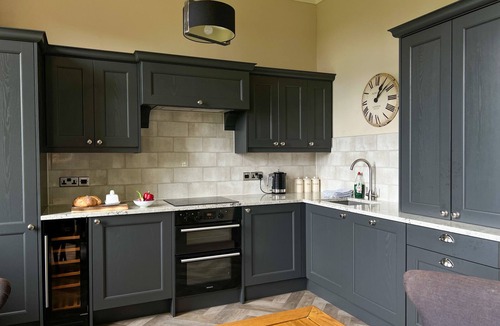 Wetheral Cottage | East Wing, Wetheral views to River Eden, close to Carlisle and 20 minutes to Lake District