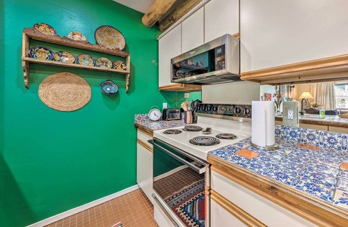Cloudcroft Apartment | Eclectic Home w/Deck: 4 Miles to Ski Cloudcroft!