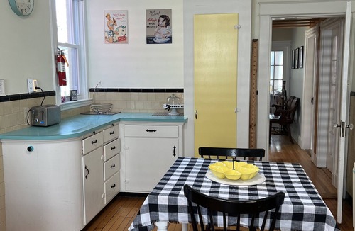 East Bayside Apartment | Eclectic & Unique 3 Bedroom Apt on Munjoy Hill