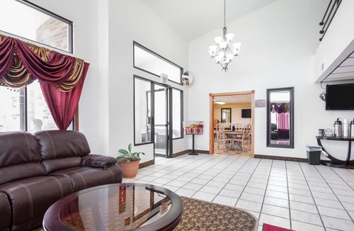 North Kansas City Hotel | Econo Lodge Kansas City Downtown North