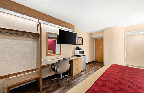 Pittsburg Hotel | Econo Lodge London North