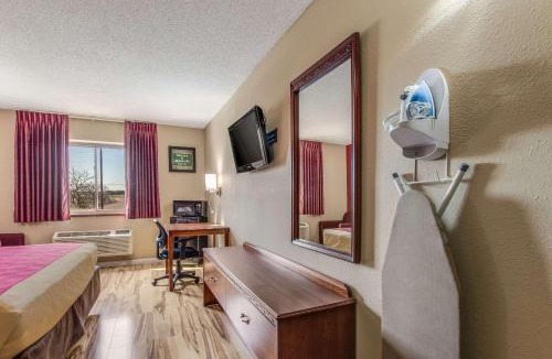 Shelbyville Hotel | Econo Lodge Shelbyville