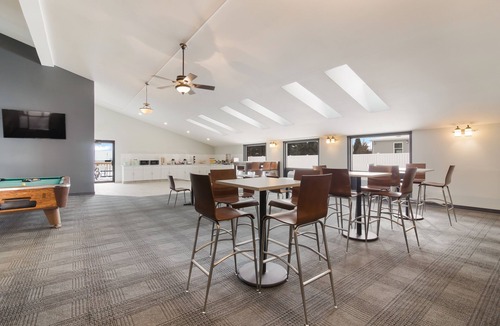 Williston Hotel | Econo Lodge Williston