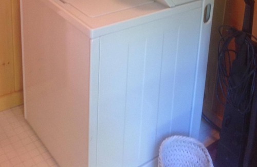 Ocean Point Cottage | Economical AND steps to the ocean, beach, beautiful wooded setting.