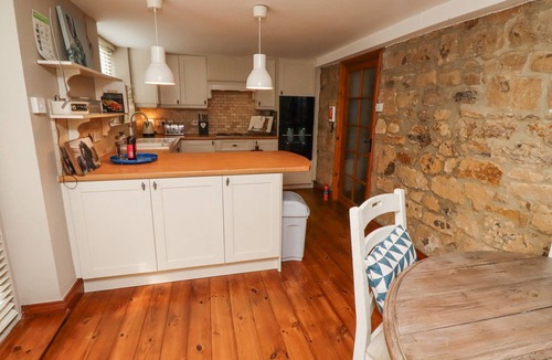 Morpeth Cottage | EDENDALE, pet friendly, with open fire in Longframlington