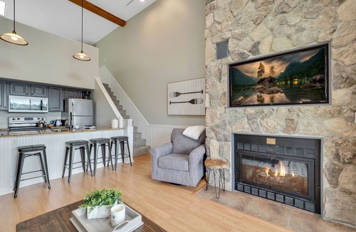 Charlevoix Condo | Edgewater 357 | Downtown Charlevoix | Pool, Hot Tub, Sauna
