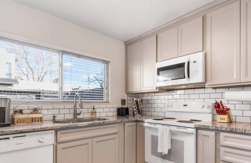 Northeast Heights House | EL Altos and The Plaza - 2 Homes 1 Property