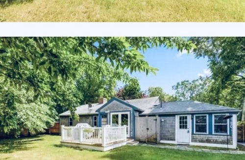 Centerville Cottage | Elegant, charming, cozy Cape Cod Cottage with Beach Pass to Barnstable beaches