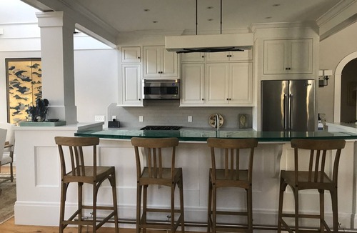 Kennebunkport House | Elegant Kennebunkport seaside . Beautifully landscaped, steps to secluded beach