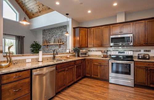 McHenry House | Elegant Mt Top Whitewater Retreat: King Beds & Hot Tub