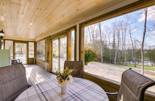 Newport House | Elegant Newport Cabin with Porch and Lake Access