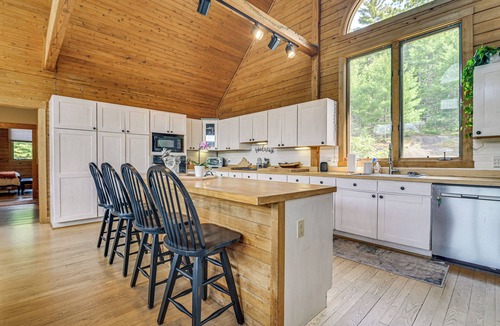 Harrison House | Elegant & Quiet Maine Escape w/Sauna & Deck
