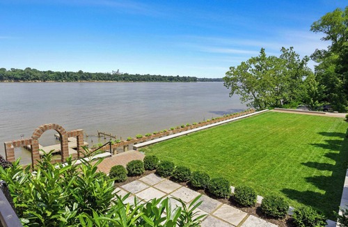 Glenview House | Elegant Riverside Escape | Historic Charm & Views