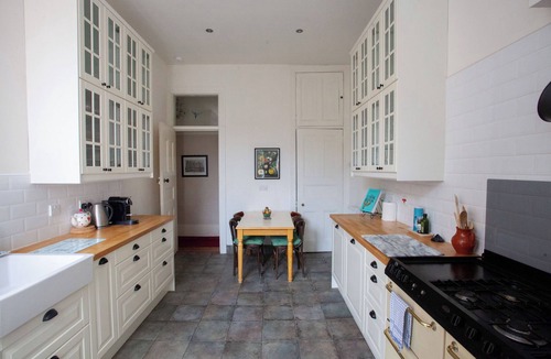 Dowanhill Apartment | Elegant Spacious Victorian Apartment With Amazing Views In Glasgow's West End