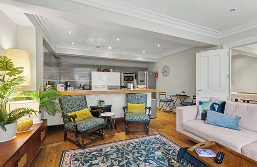 Dowanhill Apartment | Elegant West End Flat in Glasgow